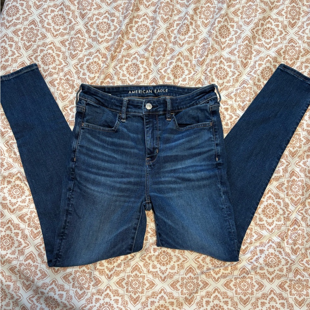 American Eagles mid to high rise skinny jeans size 8